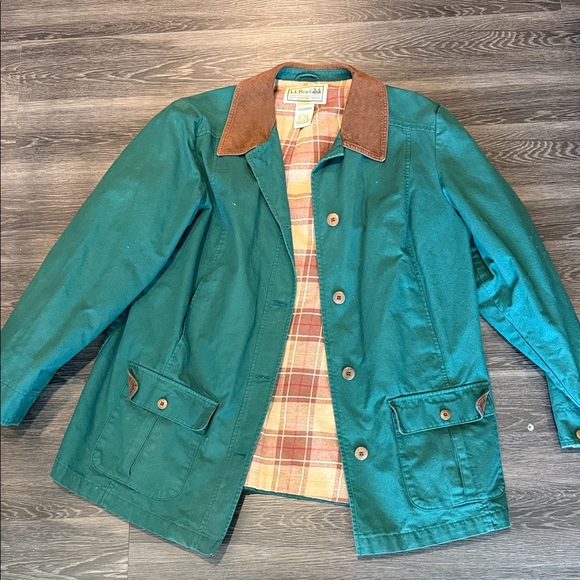 L.L. Bean Jackets & Blazers - Vintage L.L. Bean Green Jacket with Brown Accents